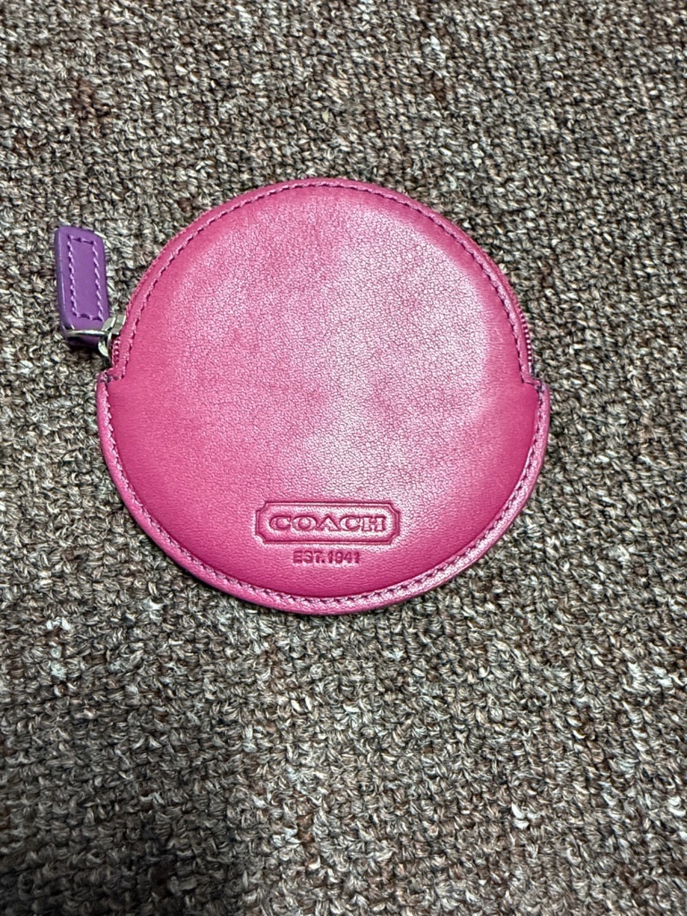 Vintage Y2K Coach polished round PINK Fuchsia and purple Coin Purse 7808